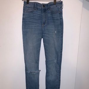 Hollister High-Rise Super Skinny Jeans
